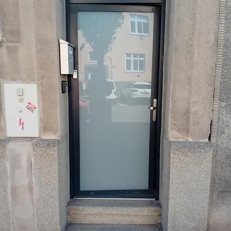 Holub In Centrum * Komarov